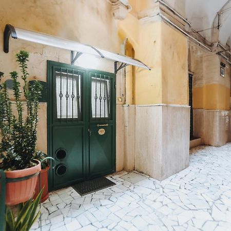 Bnb Quartieri 33 Napoli Dış mekan fotoğraf